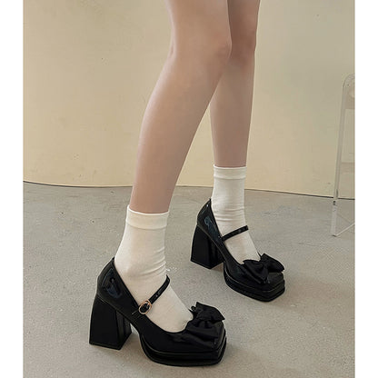 Fashionable Black Chunky Heels For Women